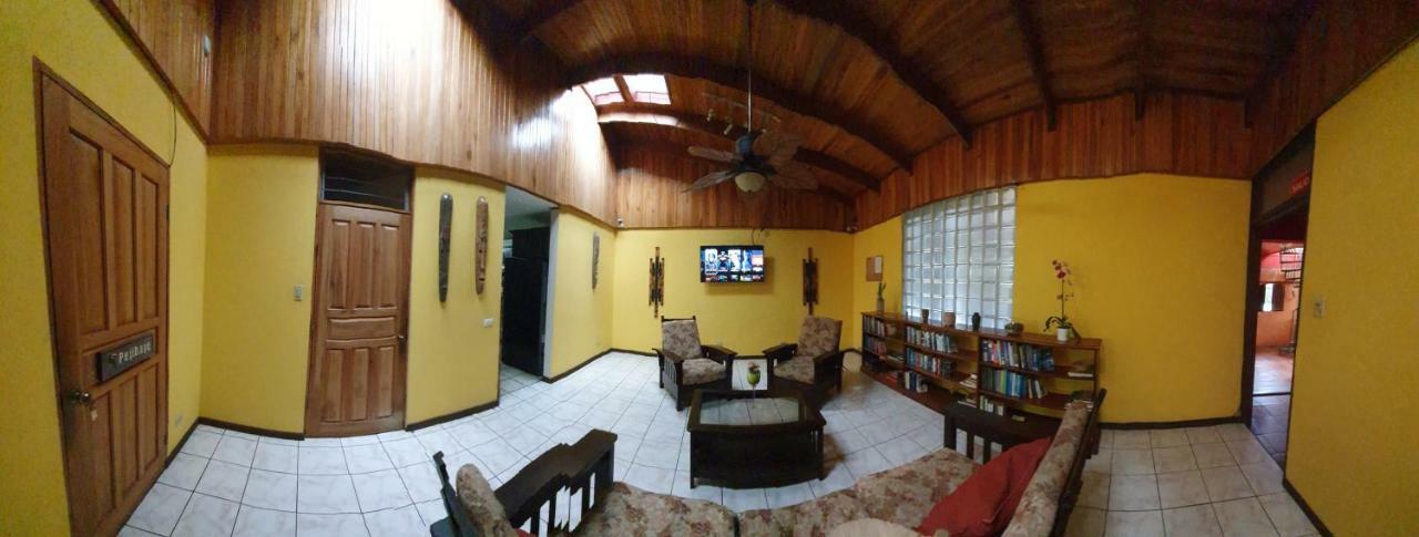 Turrialba Bed & Breakfast エクステリア 写真
