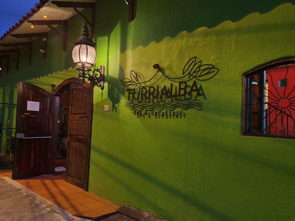 Turrialba Bed & Breakfast エクステリア 写真